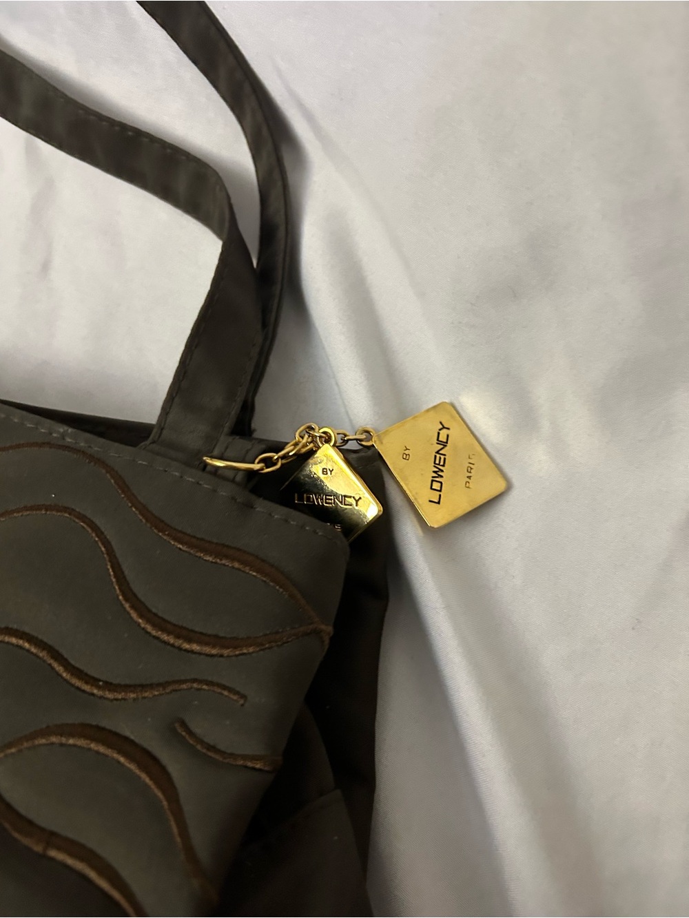 Lowency Paris Shoulder Bag with Gold Accents - Picture 5 of 11